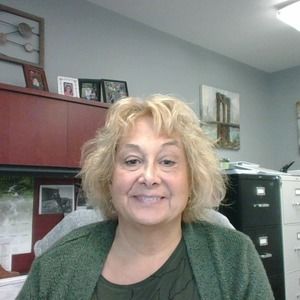 Meet your Posher, Evalyn